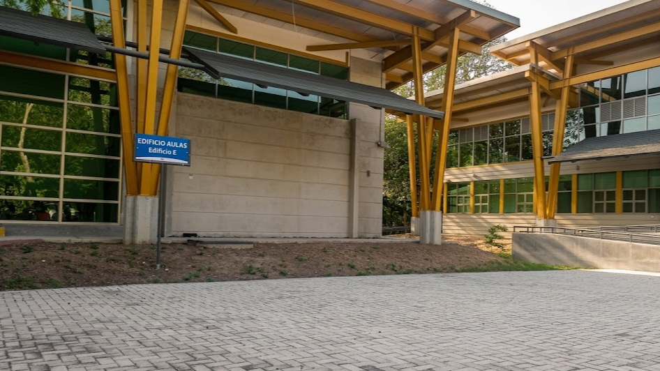 Classroom building at the UCR Guanacaste Campus